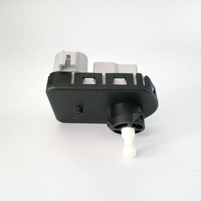 ビーム ヘッドライトの調節モーター取り替えCamryトヨタ24Volt