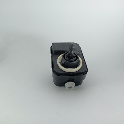 自動車ヘッドライトの調節モーター調整装置   12V /24V